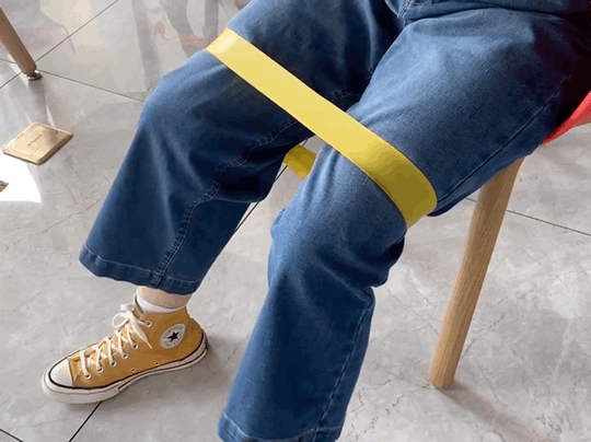 拉筋板使用方法，拉筋板使用方法图（低至16元的平价运动好物）