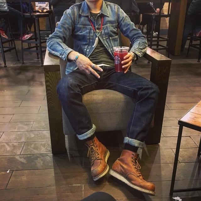高帮鞋配什么裤子，高帮帆布鞋配什么裤子（还有人不知道高帮鞋怎么搭吗）