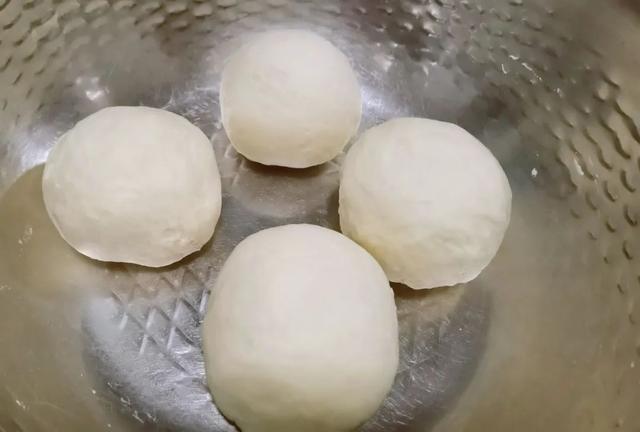 印度飞饼的饼是怎么做的什么配方，真正印度飞饼的配方（孩子爱吃印度飞饼）