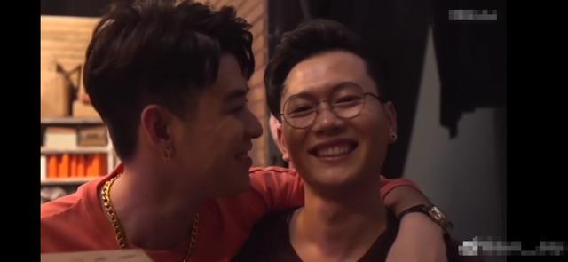 孟鹤堂微博中的张云雷，德云两大帅哥张云雷孟鹤堂同时发文