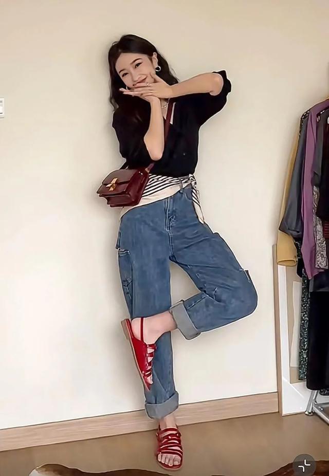 鼻梁的位置在哪，鼻梁的位置在哪个部位（她/他们的鼻子到底丑在哪儿）