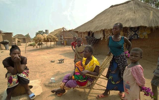 非洲刚果布有什么特产么，非洲刚果布是中非吗（<布>丨你不知道的国家冷知识）