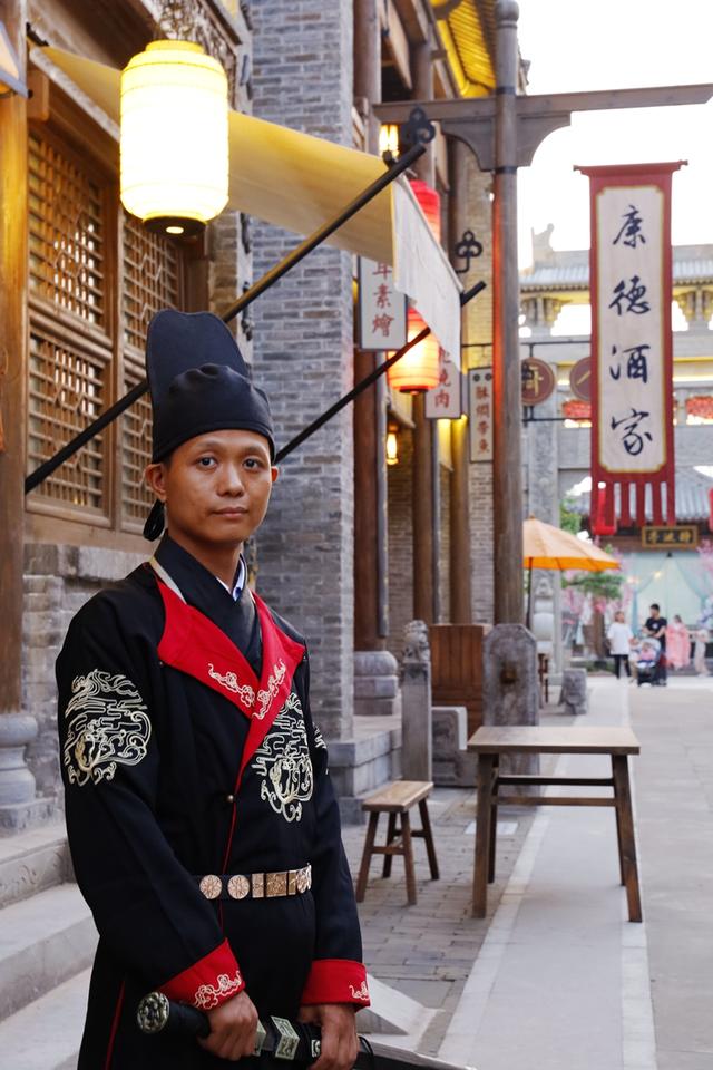 电影小镇在哪里，河南电影小镇在哪里（有人说门票100元太贵）