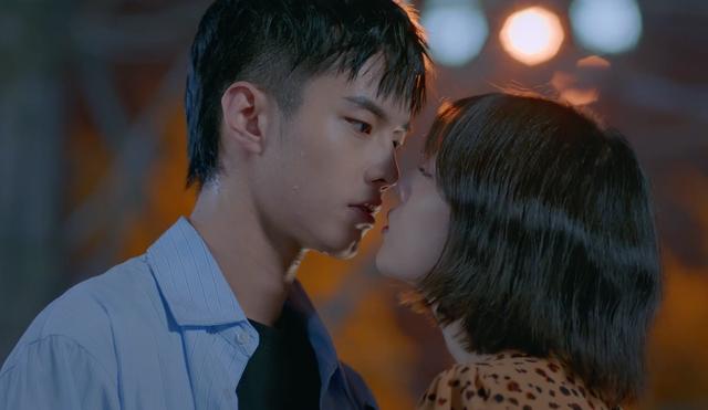 空间背景图〈林漾〉，怎么设置qq空间背景图（《我的邻居长不大》林漾冒犯式相亲名场面）