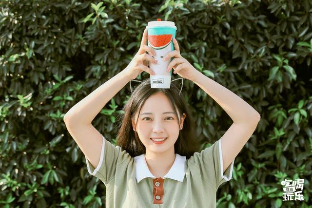 二次元动漫女头/可爱/小鸟游六花什么的也太卡哇伊了吧，微信头像，二次元动漫女头/可爱/小鸟游六花什么的也太卡哇伊了吧（奈雪新品清新来袭）