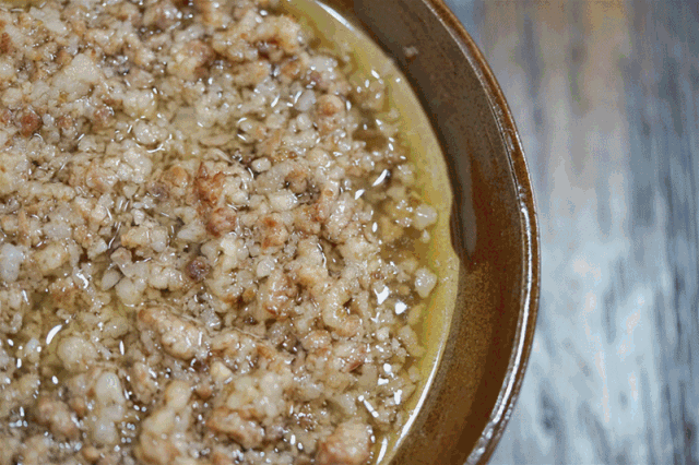 豆豉火锅怎么做，火锅底料怎么用豆豉（花花探店丨这家一年卖出14000锅）