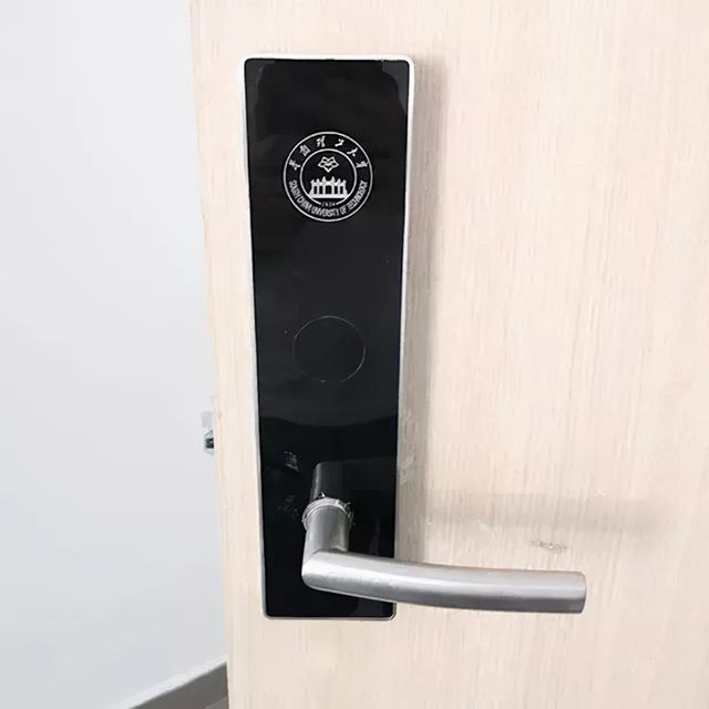 福州外语外贸学院宿舍，2020福州外语外贸学院怎么样（大学开学先被一波“神仙宿舍”亮瞎眼）