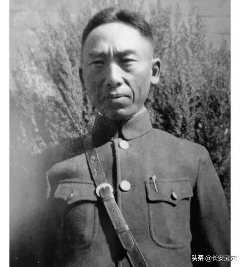 愧不敢当,1948年一名国军军长被枪毙(愧不敢当的近义词) 愧不敢当,1948年一名国军军长被枪毙(愧不敢当的近义词)