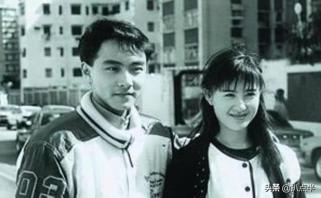 “最爱宣萱”的张卫健为何转身娶了张茜？相伴22载至今无子