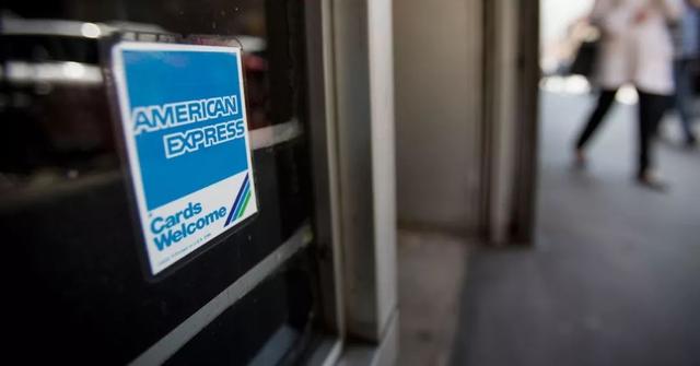 百夫长黑金卡是什么卡，百夫长黑金卡有几张（王思聪同款“百夫长黑卡”真的好用吗）