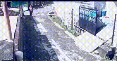 梦见自己穿裙子，梦见自己穿裙子是怎么回事（老婆第一次穿裙子坐公交吓得身后的小哥连连后退）