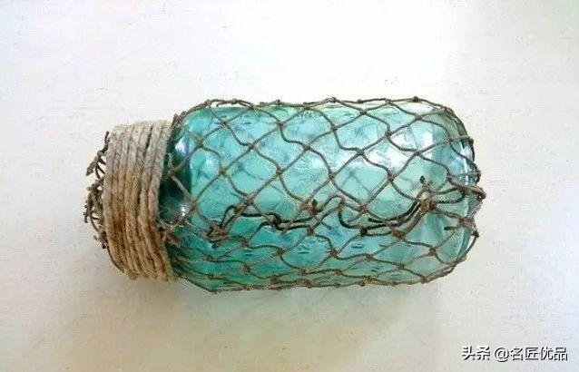 塑料瓶制作花瓶100种，用可乐瓶、矿泉水瓶等塑料瓶做美丽花瓶（手残党都不怕失败的简单DIY）