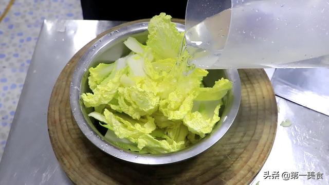 什么汤吃起来鲜香，常喝皮肤细腻脂肪偷偷溜