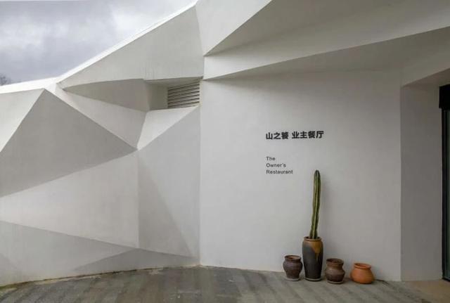 新型别墅建材的种类，别墅造型材料（10种高颜值新型建筑材料）