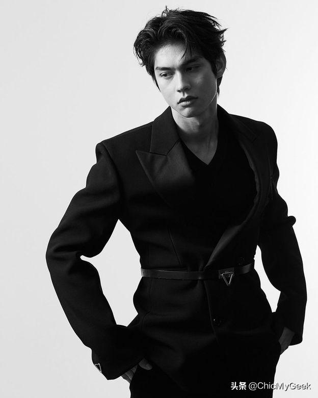 bright泰国男星，bright泰国男星女友（高颜值+完美肌肉身材令人移不开眼）