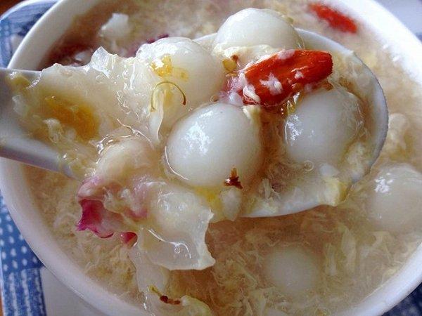 圖片[1]-【酒釀小圓子】做法步驟圖 養顏活血 冬天吃最好-起舞食譜網