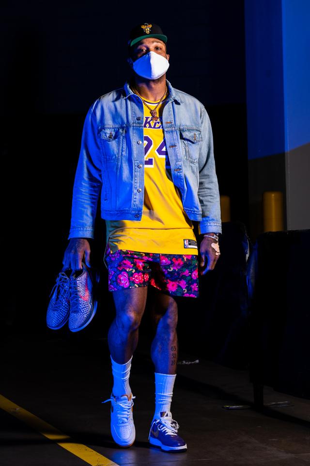 科比是几年几月几日离去，科比什么时候离去的（众多球员用自己的方式纪念黑曼巴）