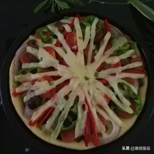 微波炉能做披萨吗，如何自己用微波炉做披萨（手把手教你制作技巧）