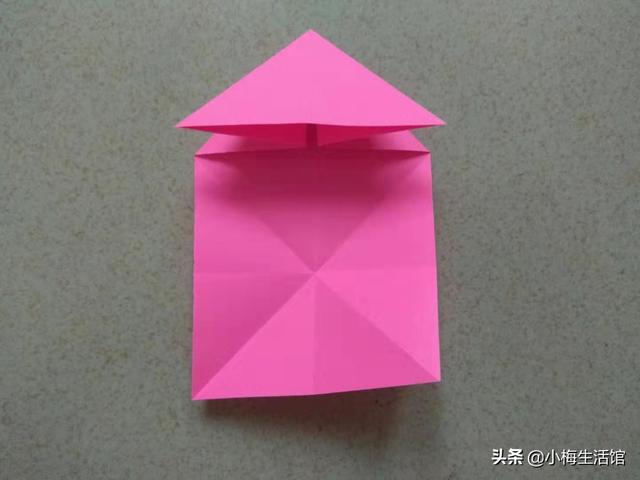 爱心的折法(简单)，简单爱心的折法（看的我都心花怒放了）