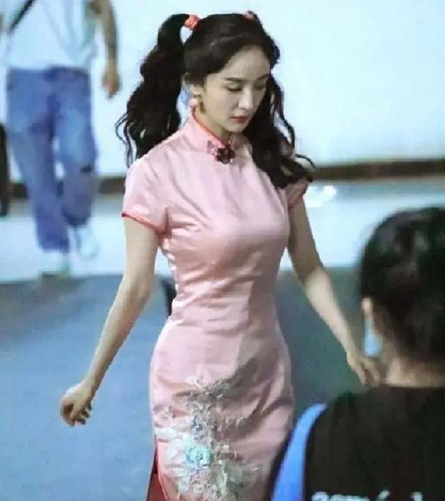 明星腰围大比拼，热巴杨颖杨幂乔欣赵丽颖哪位才是真的“腰精”？