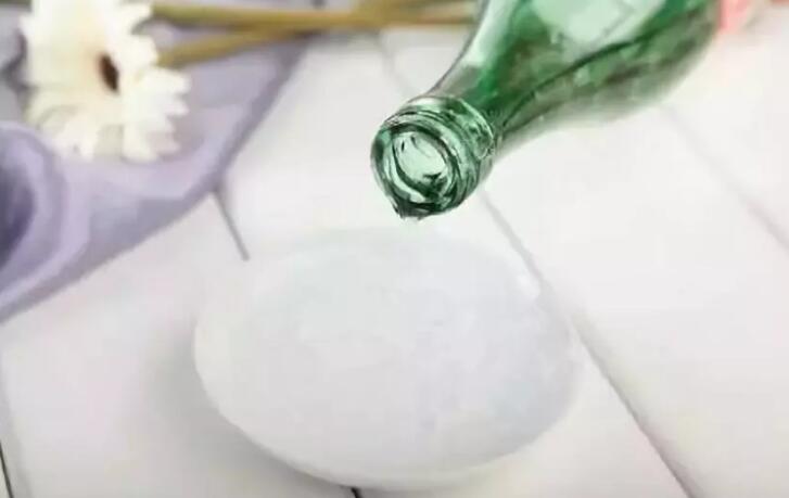 衣服掉色如何处理，衣服掉色怎样处理（一秒钟帮你杜绝褪色隐患）