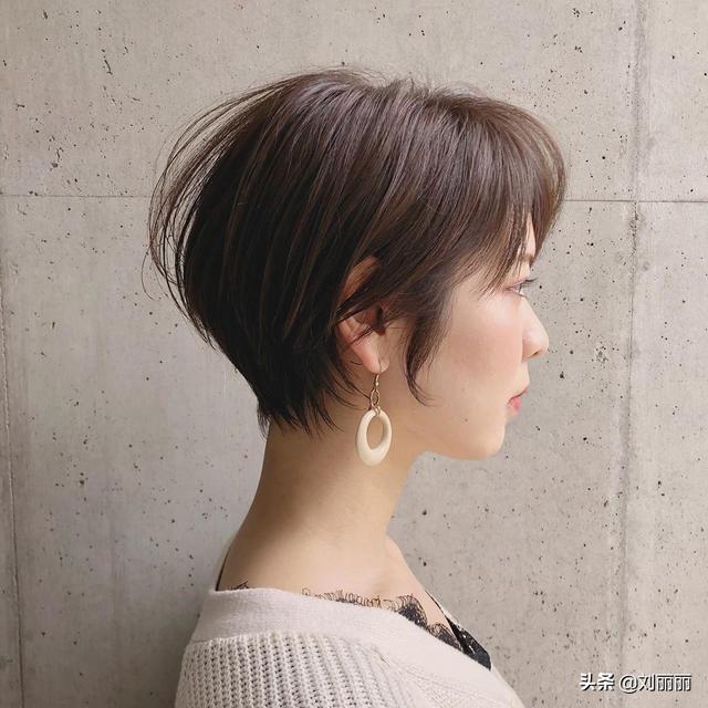 什么样的脸型适合短发，什么脸型适合剪短发（有这3个特征的女性）