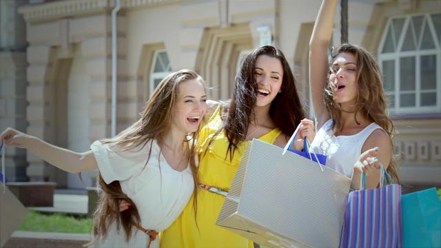 被诱导消费了打12315有用吗，诱骗消费者消费可以报警吗（很少人知道：当遭遇消费欺诈时）