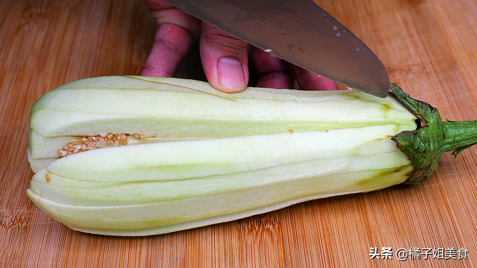 圖片[2]-酥脆炸茄條新吃法 5分鐘做出外酥里嫩家常美味-起舞食譜網(wǎng)