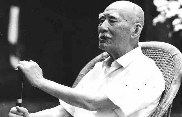 关于教师的名言，关于教师的名言警句（致敬教育界老前辈叶圣陶）