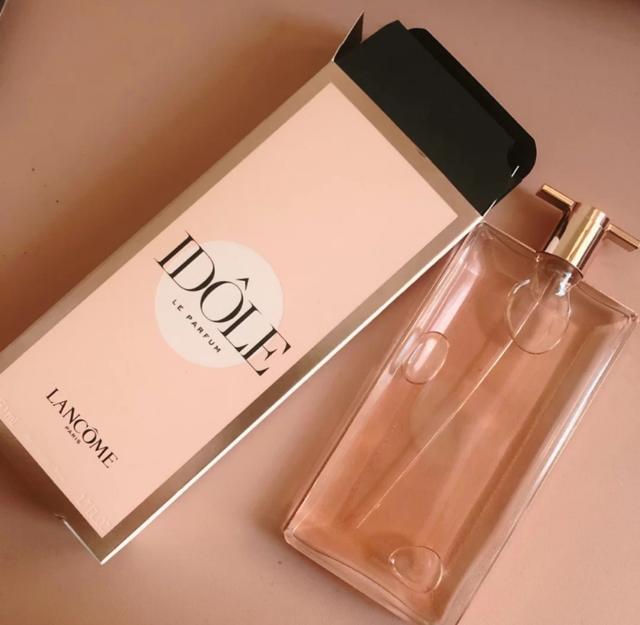 兰蔻是哪个国家的品牌，兰蔻是欧莱雅集团旗下品牌（大牌也有鸡肋款）