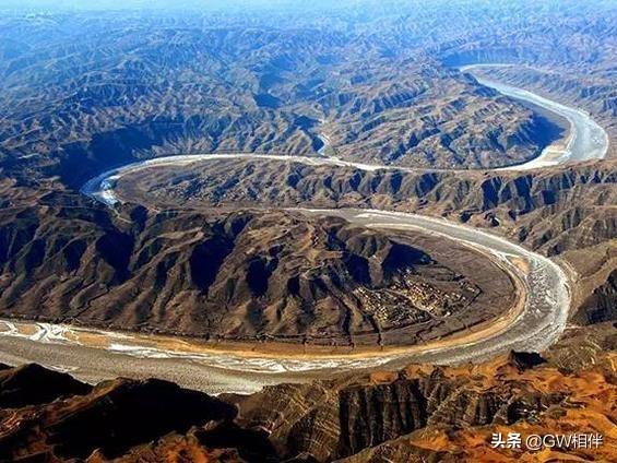 尼罗河在哪个国家，尼罗河在哪个国家注入地中海（尼罗河流经哪些国家）
