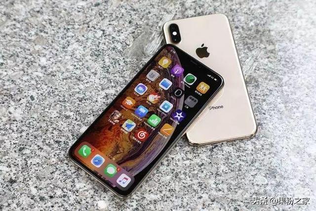 iphone xs 国行有双卡，XS也能支持双卡了丨苹果在德再次挨批