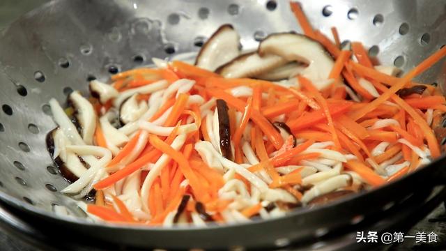 香酥煎饼的做法，香煎肉饼的做法大全图解（厨师长教你一道）
