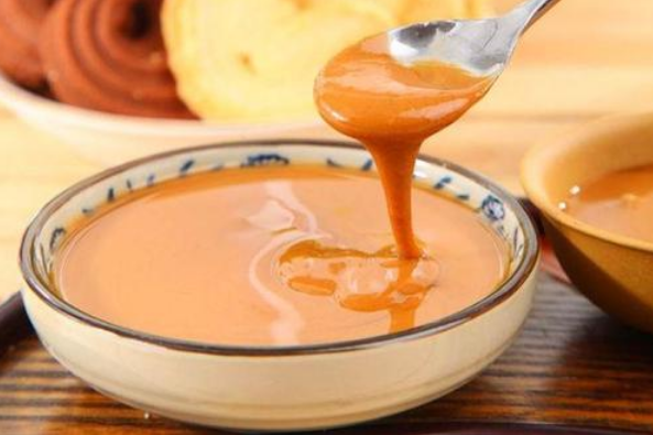 麻汁凉面的麻汁怎么调，凉面条麻汁怎么调（稀释芝麻酱）