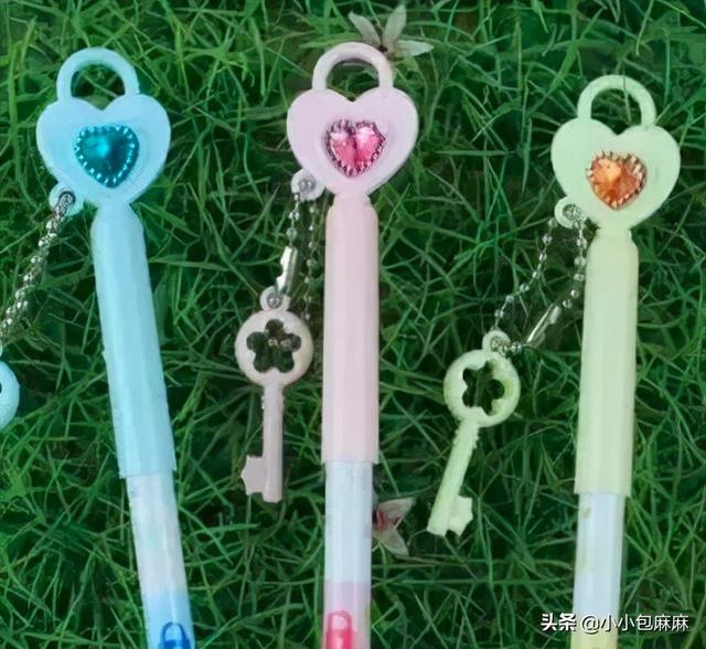 文具包括哪些东西（小时候常用的这几种文具）