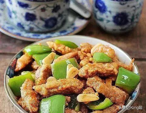 溜肉段的家常做法，正宗溜肉段的做法（超级好吃的肉肉的家常做法）