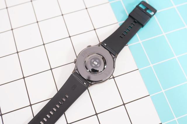 华为手表gt2pro，华为手表gt2和gt2pro的区别是什么（抛开光环谈体验）