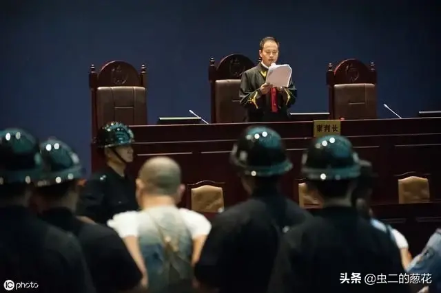午时三刻是什么时间，午时三刻是11点45还是12点45（午时三刻是现在的几点你知道吗）