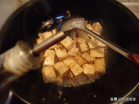 白菜豆腐怎么炒，白菜炒豆腐怎么做（天天做饭不如家常一招鲜）