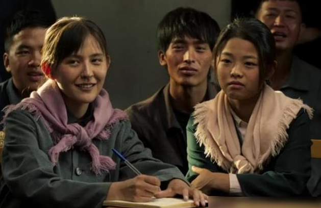 山海情黄轩和白宇帆，七个小青年点亮《山海情》