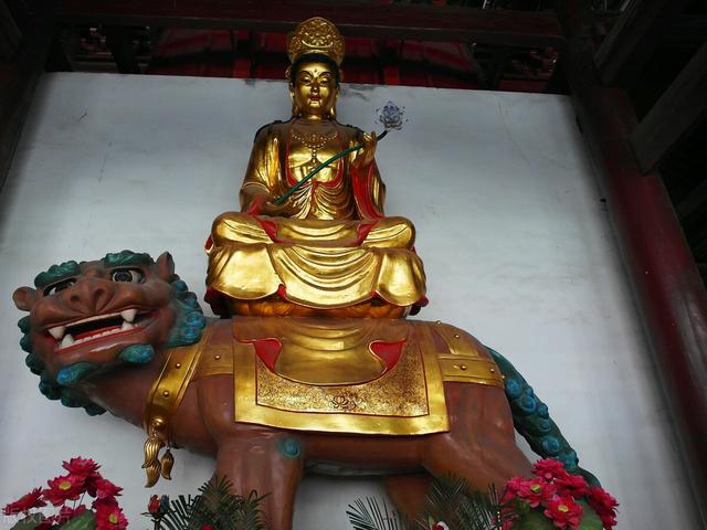 文殊菩萨的坐骑是什么动物，文殊菩萨坐骑是什么（西游记里文殊菩萨坐骑两次出现）