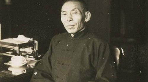 半桶水什么意思，桃李不言下自成蹊的意思（在这4件事上往往都很怂）