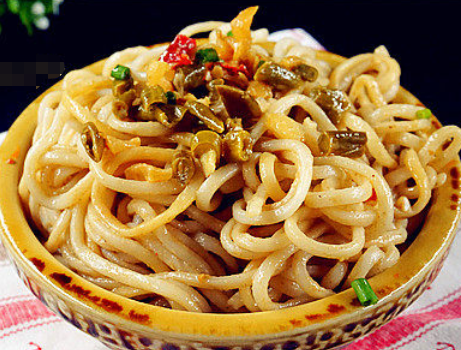 蒜汁怎么调好吃，怎样做蒜汁拌蒸菜（爽滑劲道酱汁香浓）