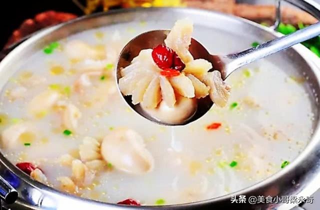 炖牛鞭汤的家常做法，女生聚餐时碰见这道菜