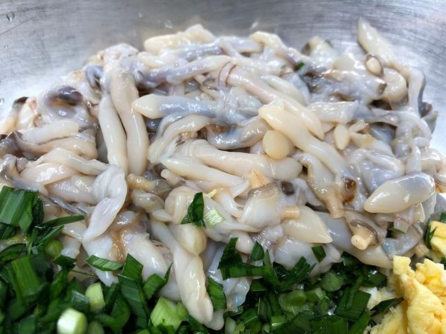 韭菜海虹炒鸡蛋的家常做法，夏天最肥美的海鲜