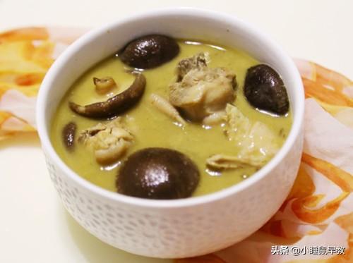 香菇鸡汤怎么炖好喝，怎么清炖鸡汤（冬天最爱这道香菇炖鸡汤）