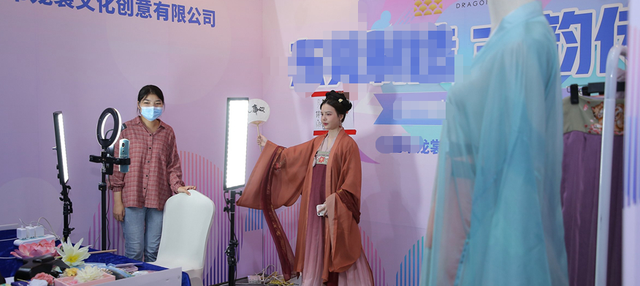 直播带货怎么做才艺，直播带货怎么做才艺展示？