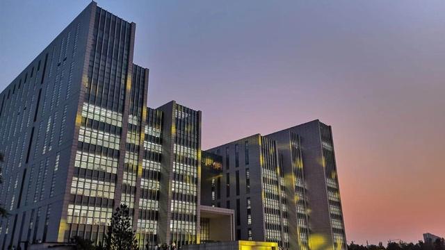 山东师范大学2021级本科新生大数据，厦门潍坊人数遥遥领先（山东师范大学2021年本科录取通知书正式发布）