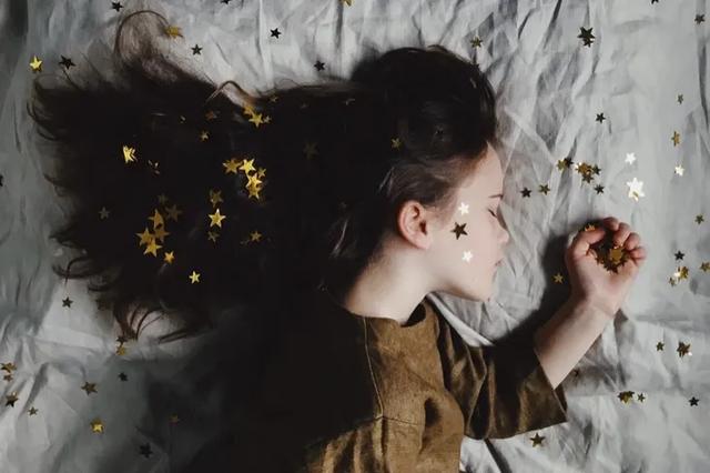 乳香精油的功效与作用及禁忌，女人不衰老的秘密