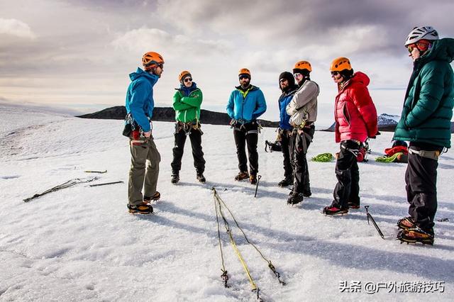 北京到冰岛多少公里，中国到冰岛的距离是什么（去冰岛旅行大概要花多少钱）